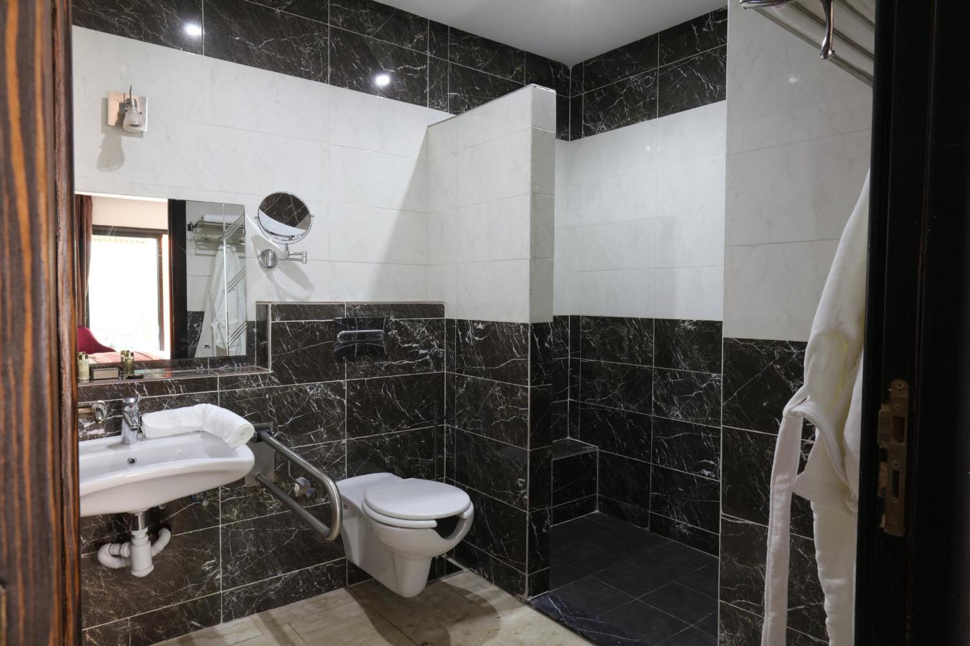Silver Suites Hotel & Spa Casablanca Extérieur photo
